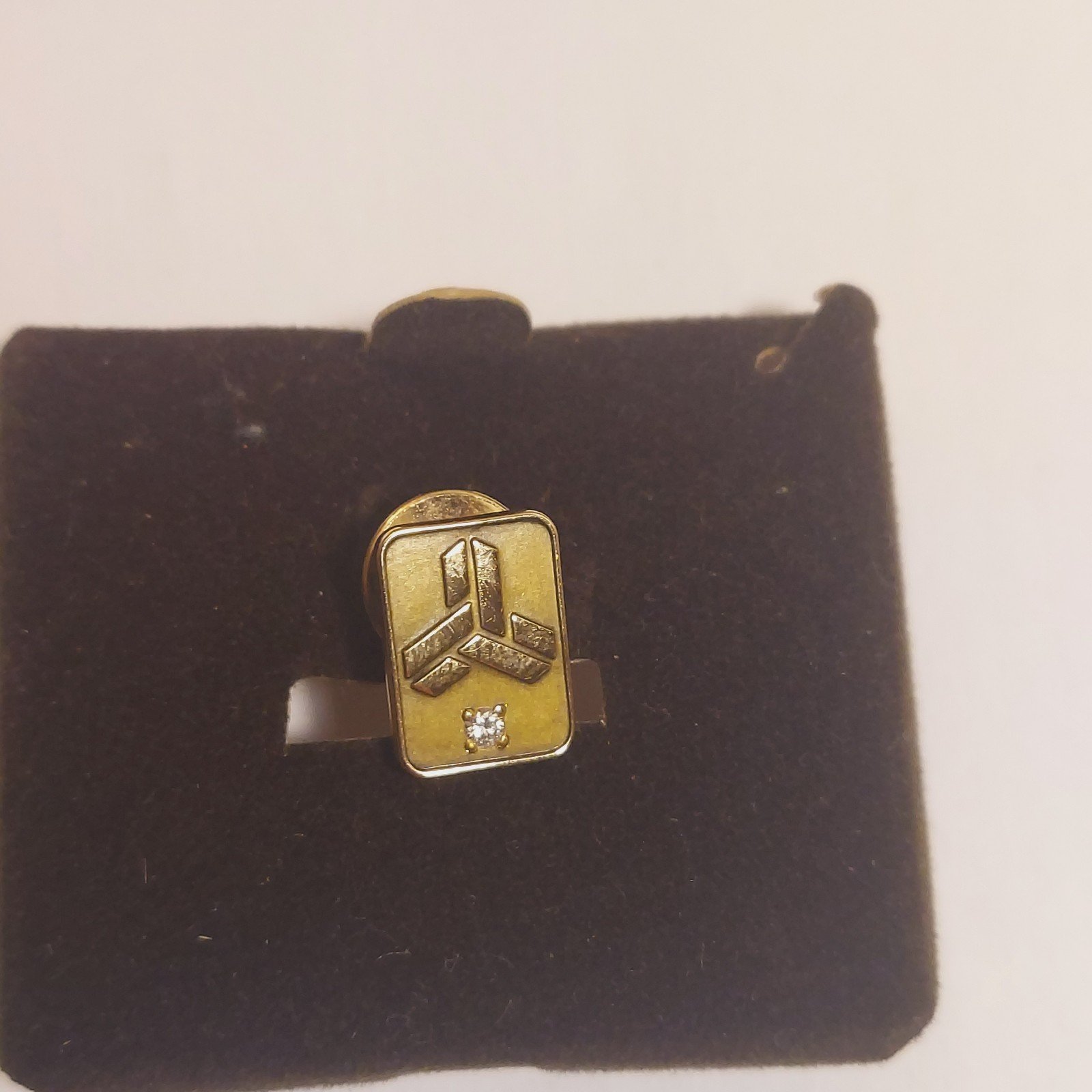 Vintage O.C. Tanner 10k Gold Tie Tack Lapel Pin Genuine Brilliant 2.5mm With Box