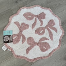 NWT Mellow & Mod Bow Bath Rug