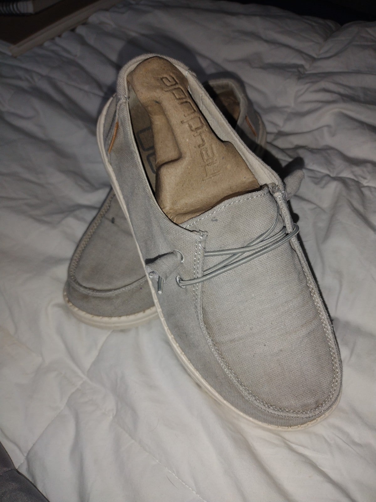 Hey Dudes size 8 womens