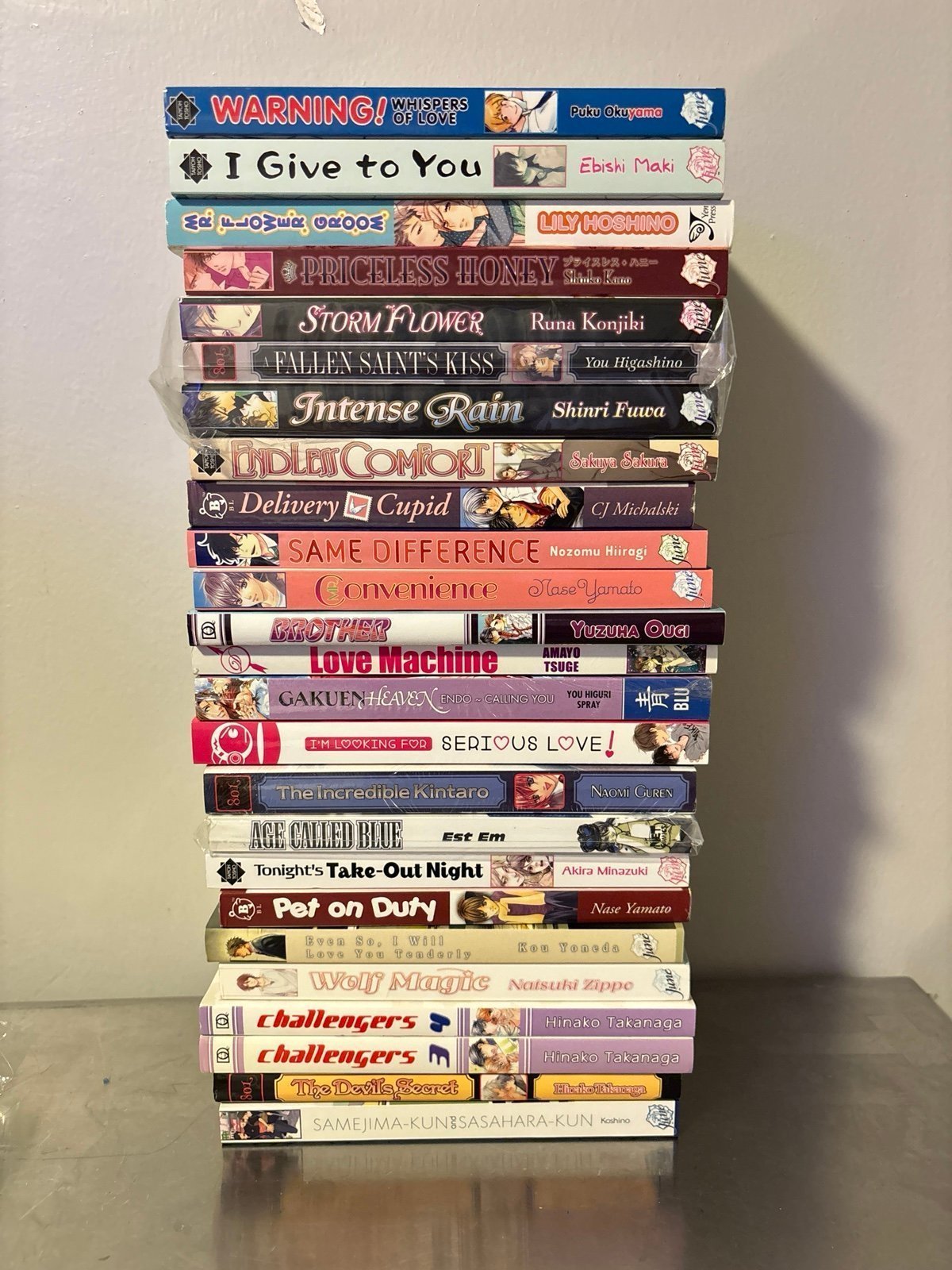 Manga lot #3 (Read description)