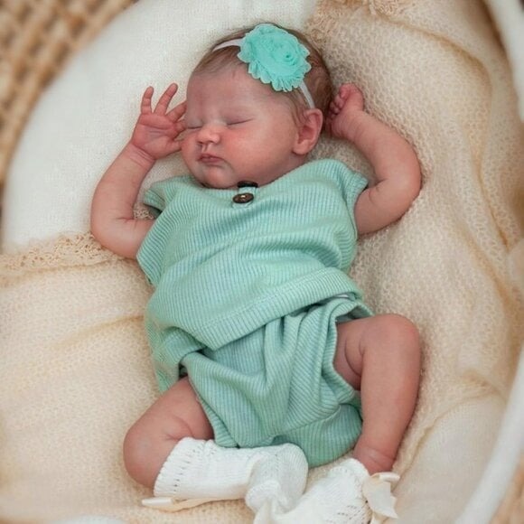 Realistic Reborn Baby Dolls - 18-Inch Real Life with Soft Body Girl with Gift.