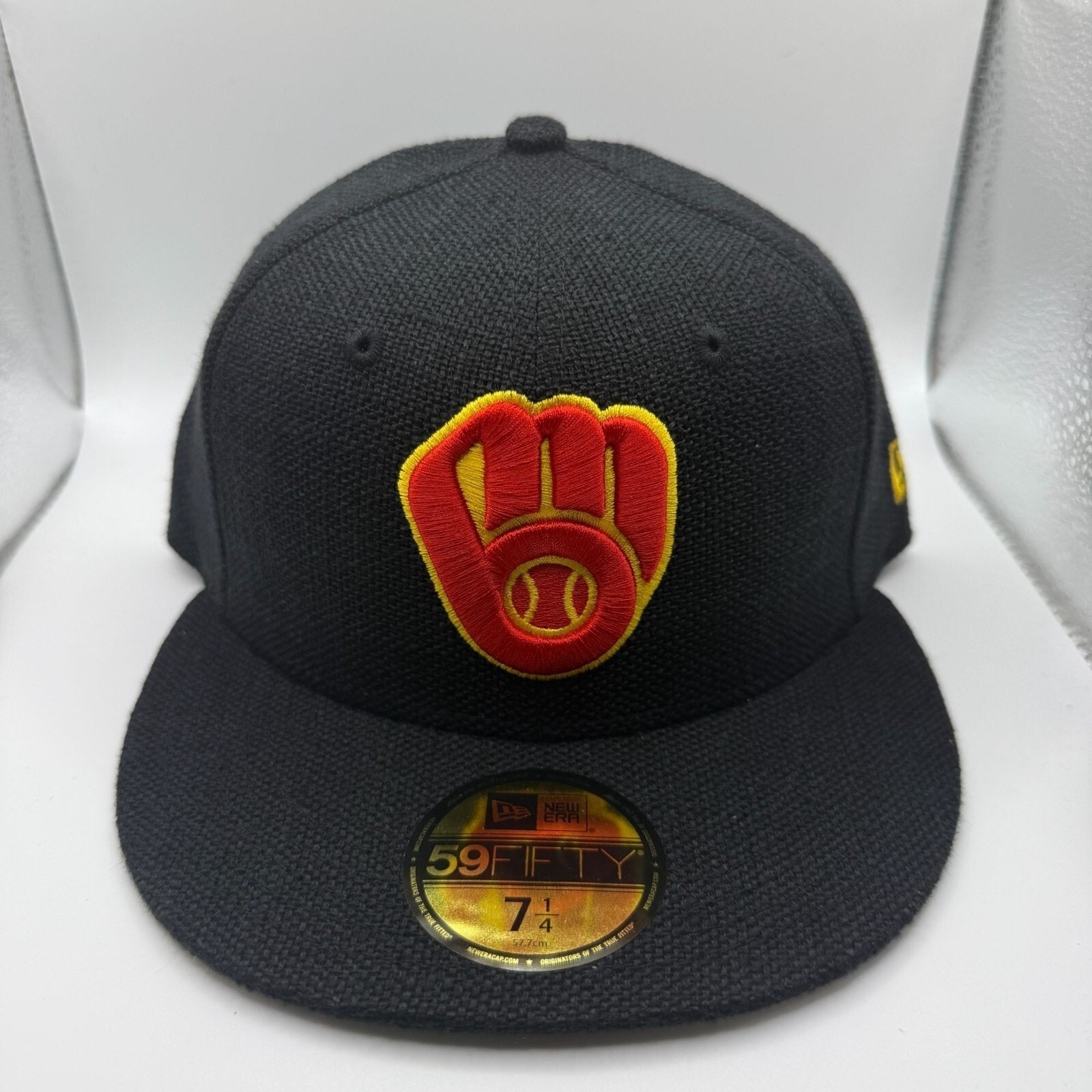New Era 59Fifty Milwaukee Brewers Hemp Black/Red Colorpack Fitted Hat 7 1/4