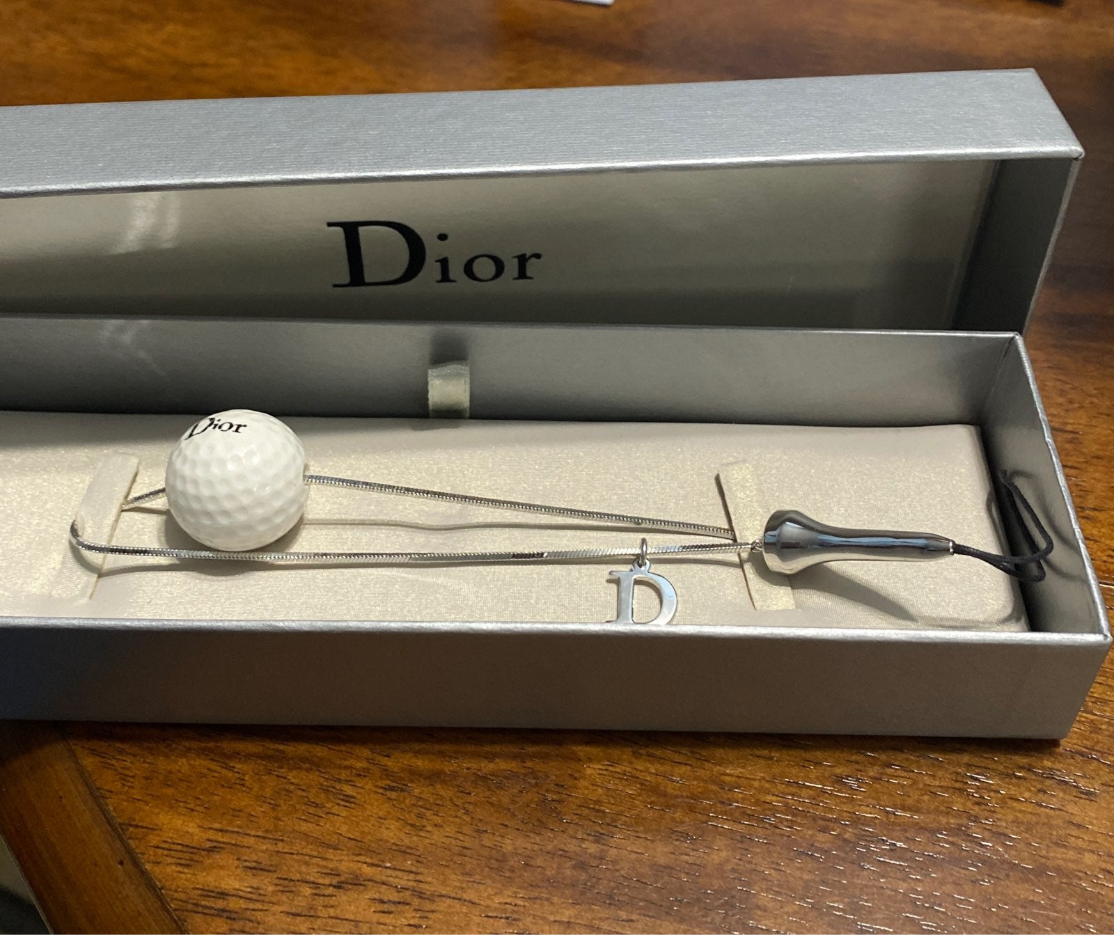 Christian dior charm