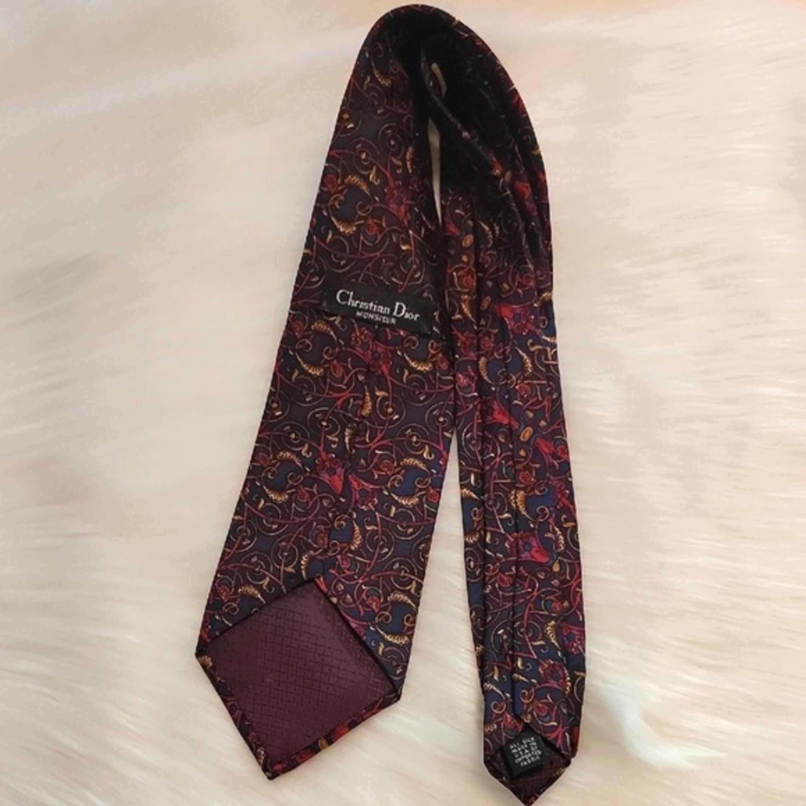 Vintage Christian Dior Men's Necktie 56" Red & Blue With Gold Leaf 3.5" Blade