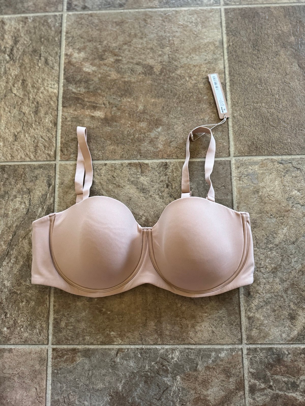 Skims Fits Everybody Strapless Clay Size 38C