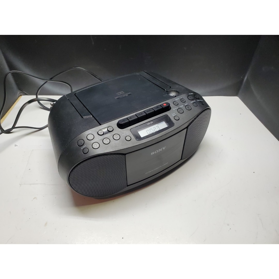Sony CFD-S70 CD Casette Portable Stereo