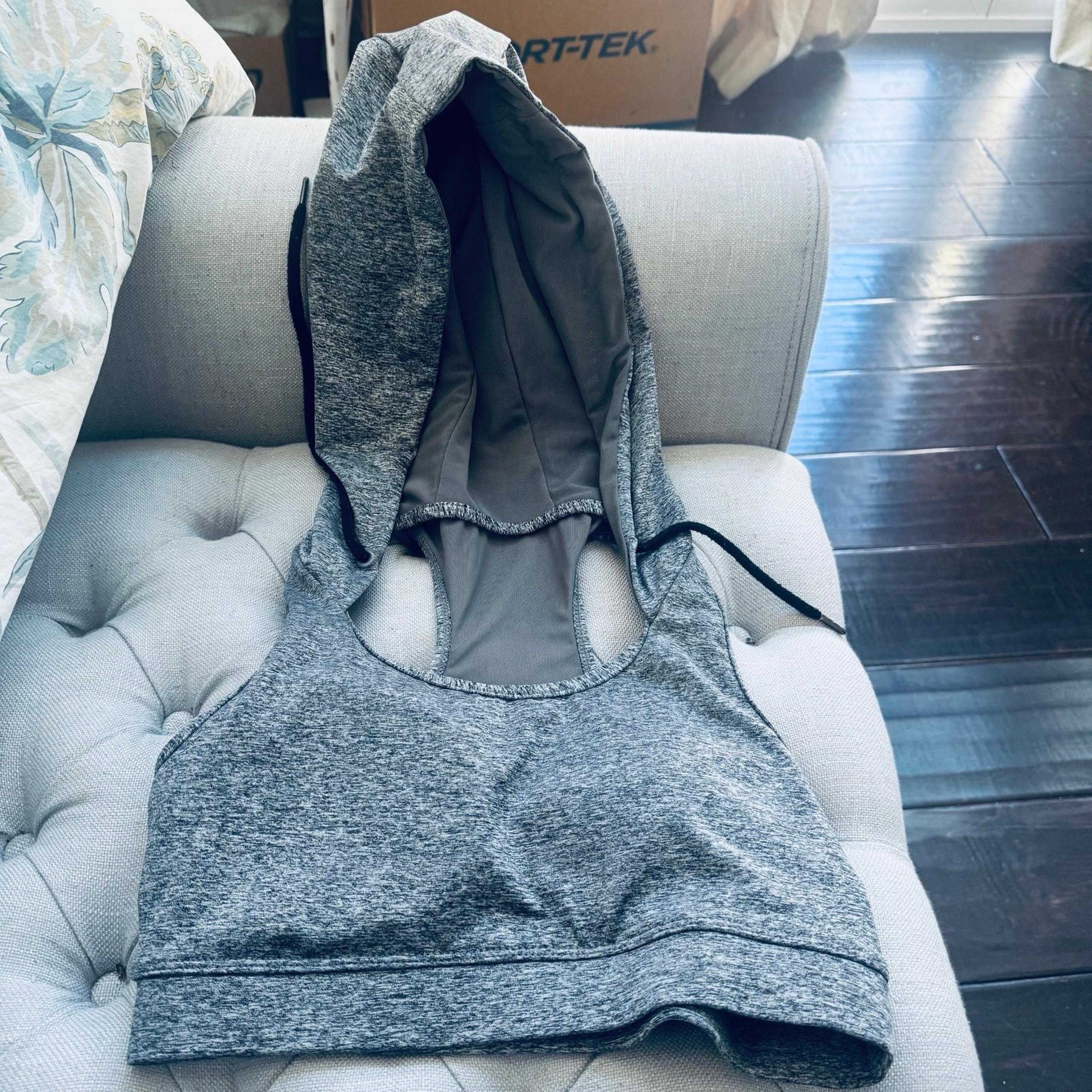 Sexy Women's Hooded Sports Bra High Impact mesh Racerback