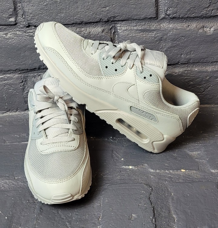 Nike Air max 90 Size 10.5 Grey