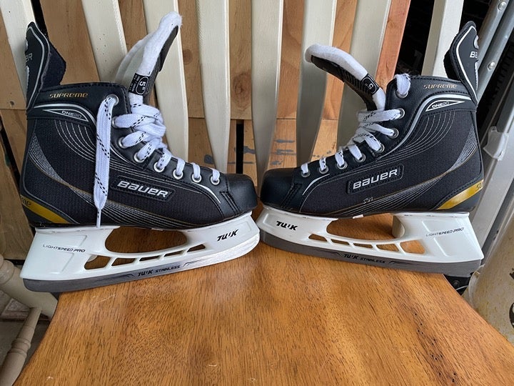 Bauer Supreme Brand New Hockey Skates Size 6