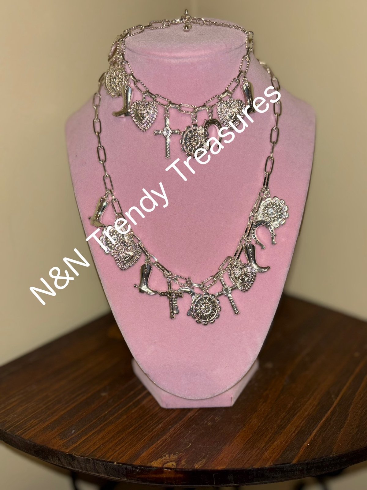 Cowgirl Necklace & Bracelet Set