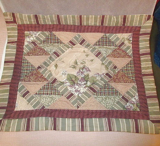 WAVERLY Victorian Violets PATCHWORK Quilted PILLOW SHAMS Standard SET OF 2
