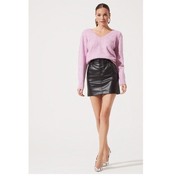 ASTR PUFF SLEEVE V NECK SWEATER