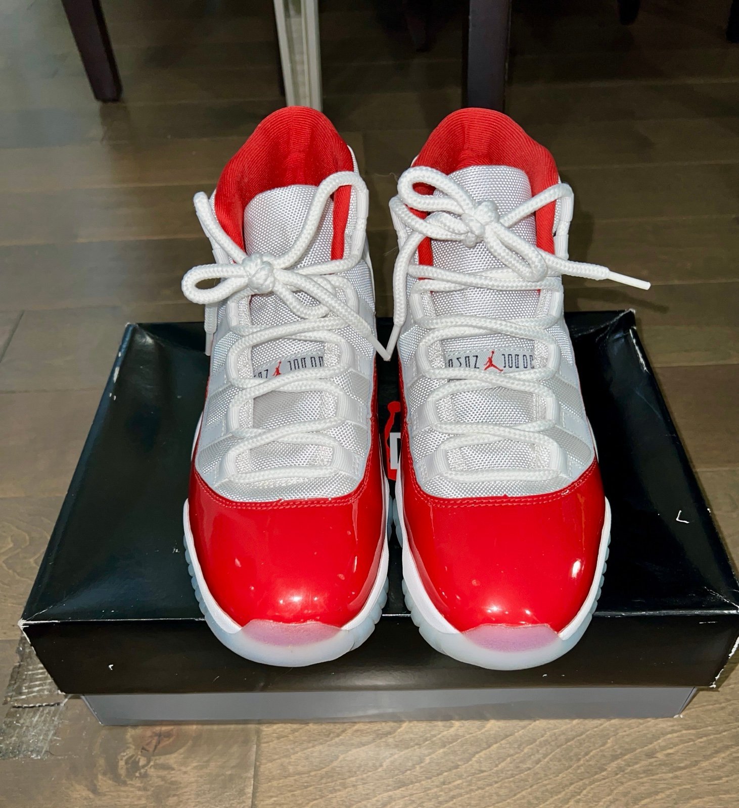 Jordan 11 retro “Cherry” 8.5