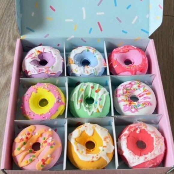 9 Handmade Donut Bath Bombs for Girls, with free bracelet inside