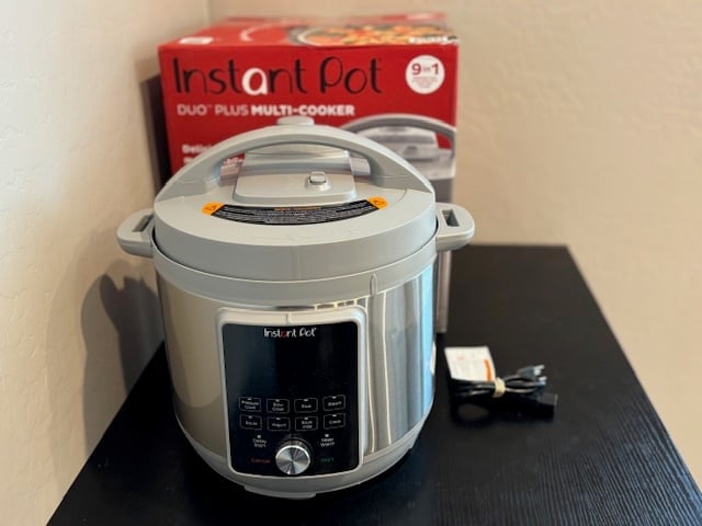 Instant Pot 6 Qt DUO Plus V4 9-in-1 Electric Pressure Cooker gray Stainless