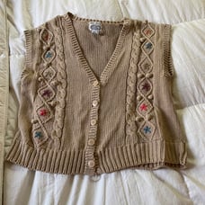 Vintage hand knit vest with floral detail