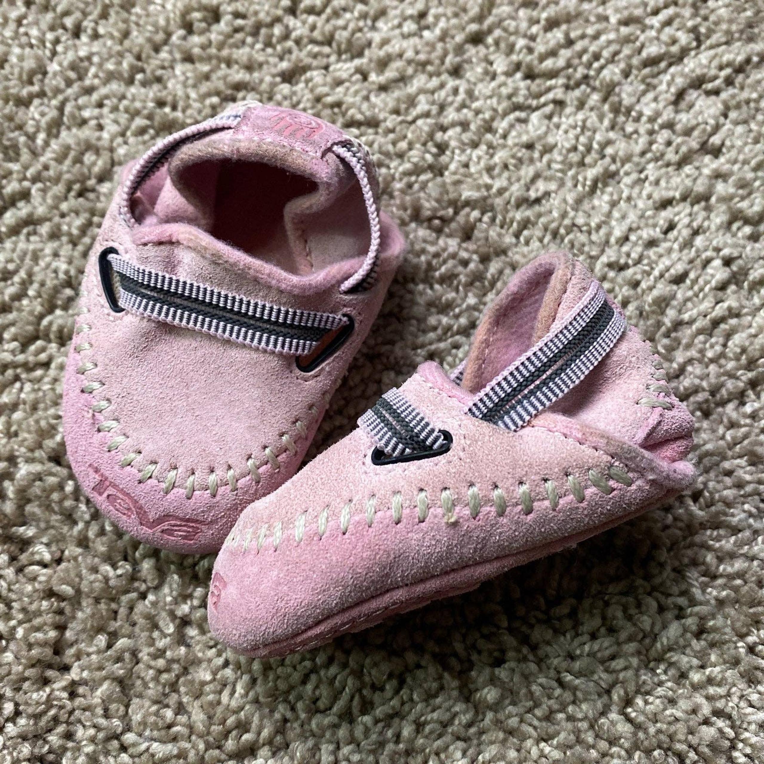 Teva Logan Crib Shoes Pink Moccasins