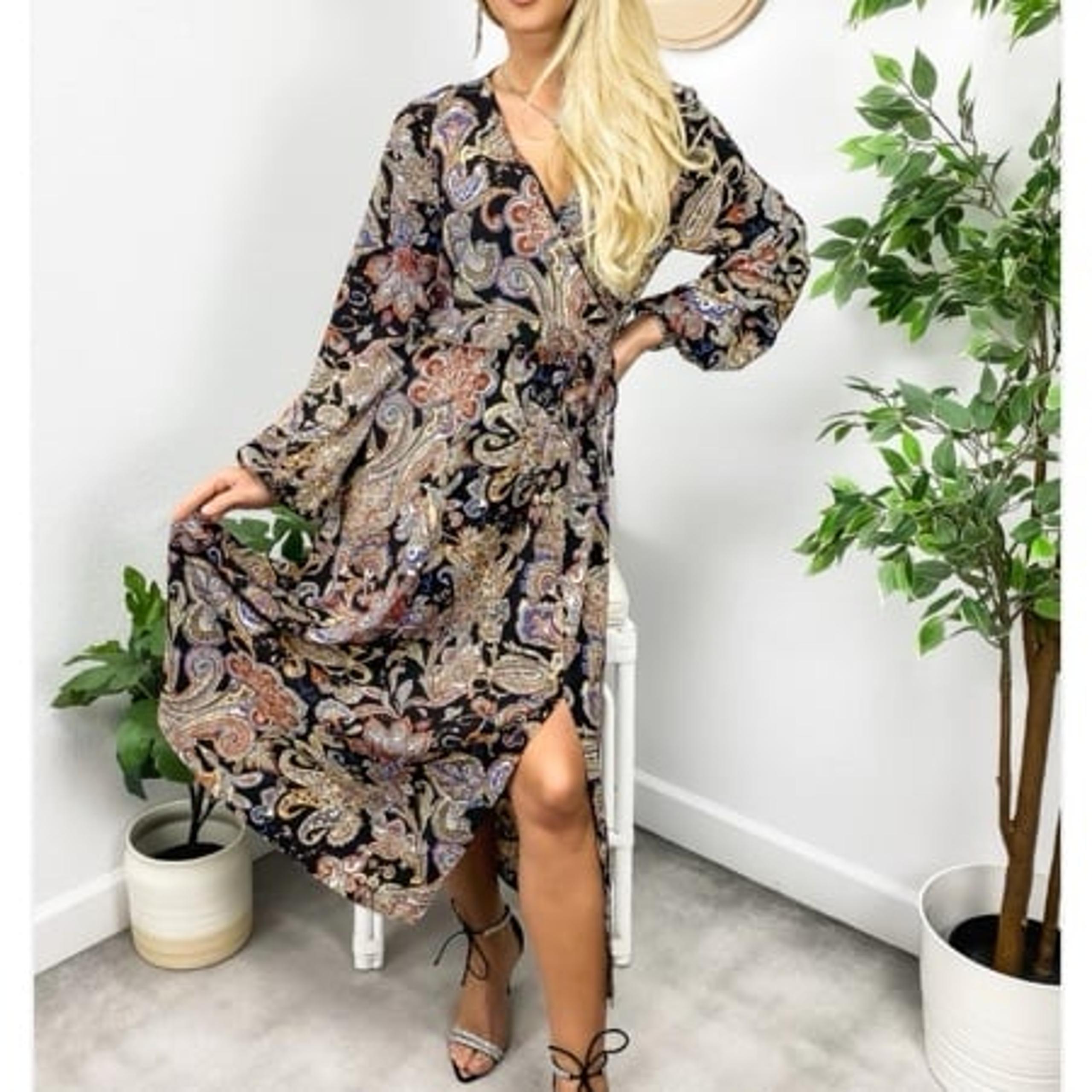 Anna Kaci Women’s Paisley Print Long Sleeve Midi Dress NWT