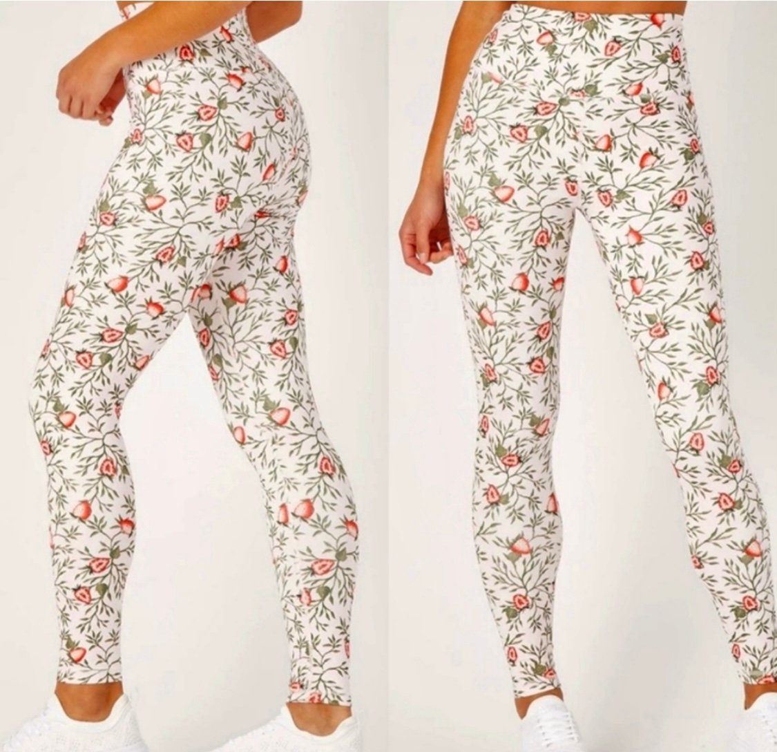 NWT! Glyder Strawberry Print Sports Leggjngs SZ L