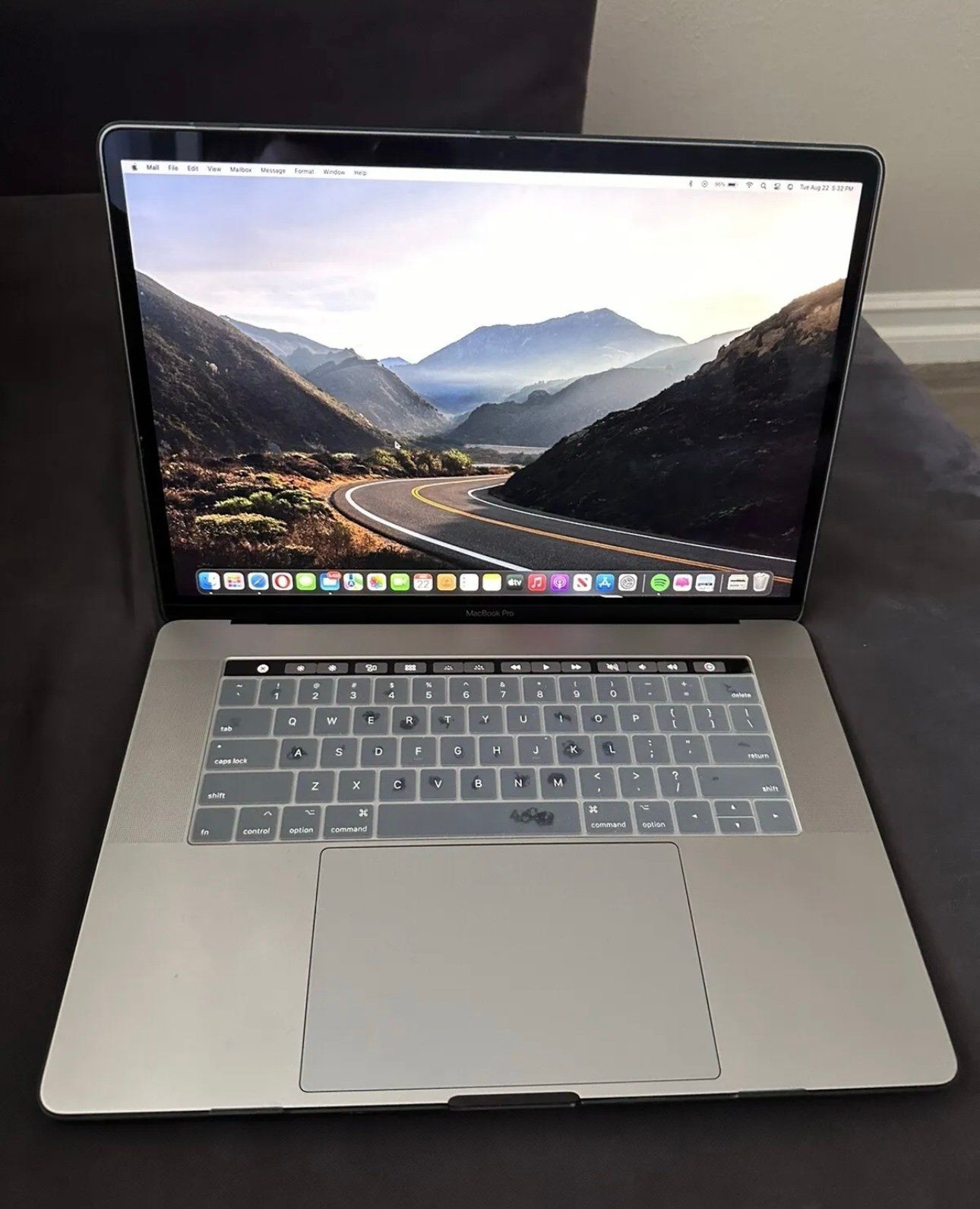 Apple Macbook Pro 15in Touch Bar