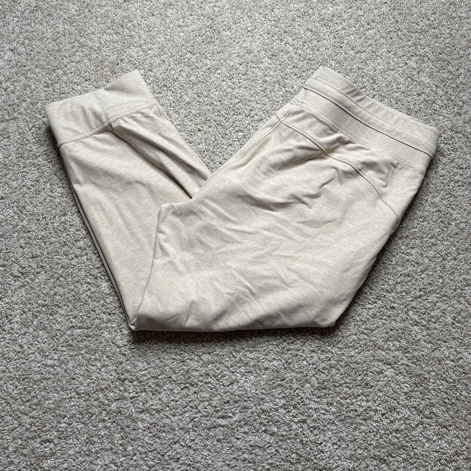 Lululemon Ready to Rulu Jogger Crop