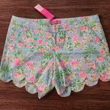 NWT Lilly Pulitzer X Disney buttercup shorts