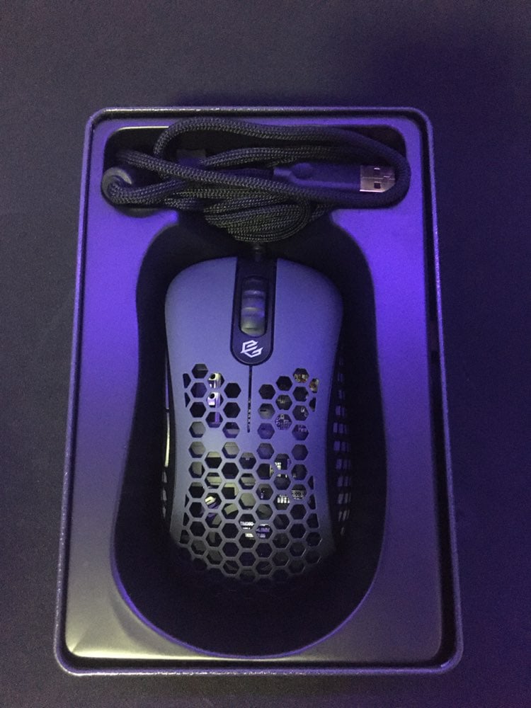 gaming mouse