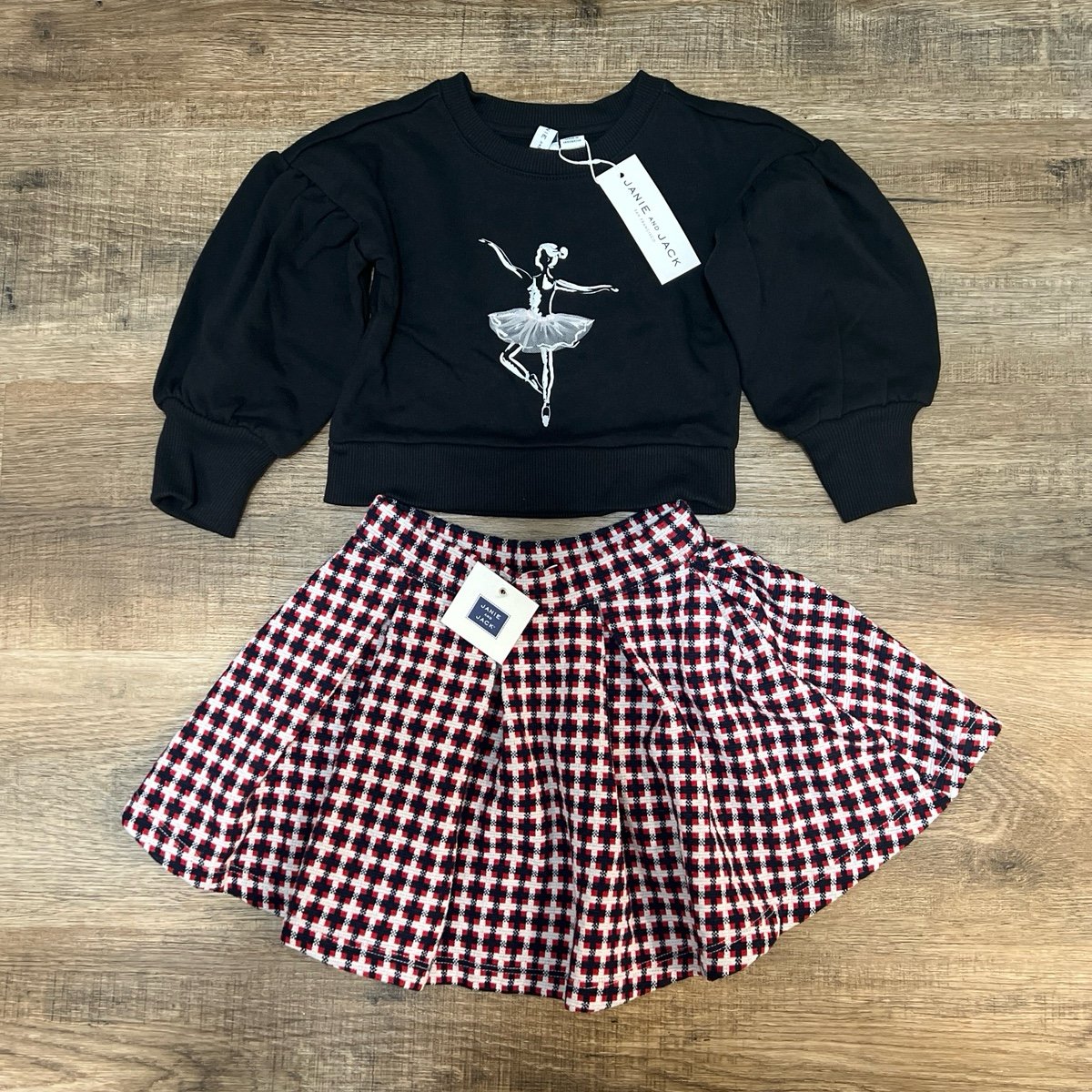 NWT Janie & Jack 3T Outfit