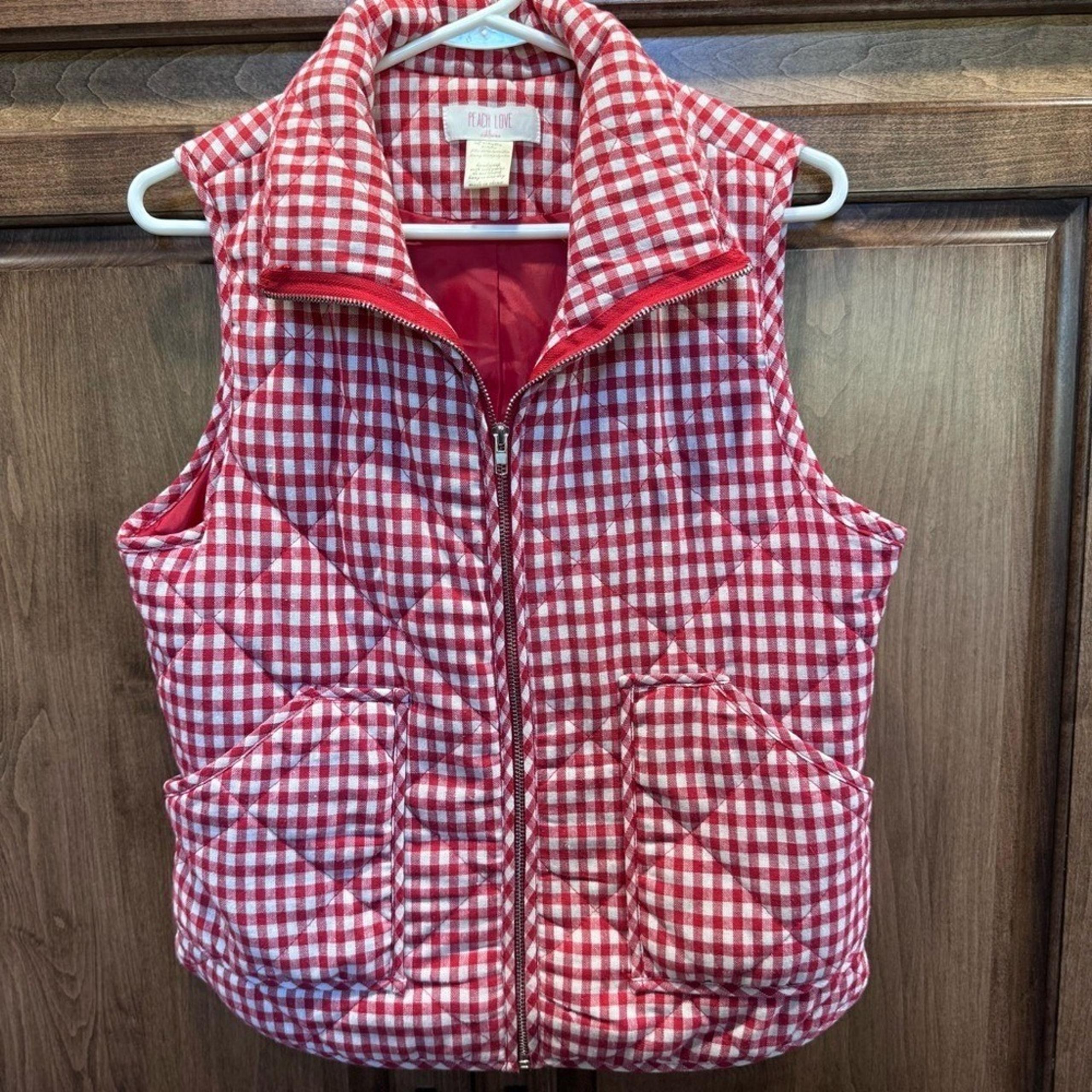 Peach Love California Gingham Quilted Vest Red White Medium