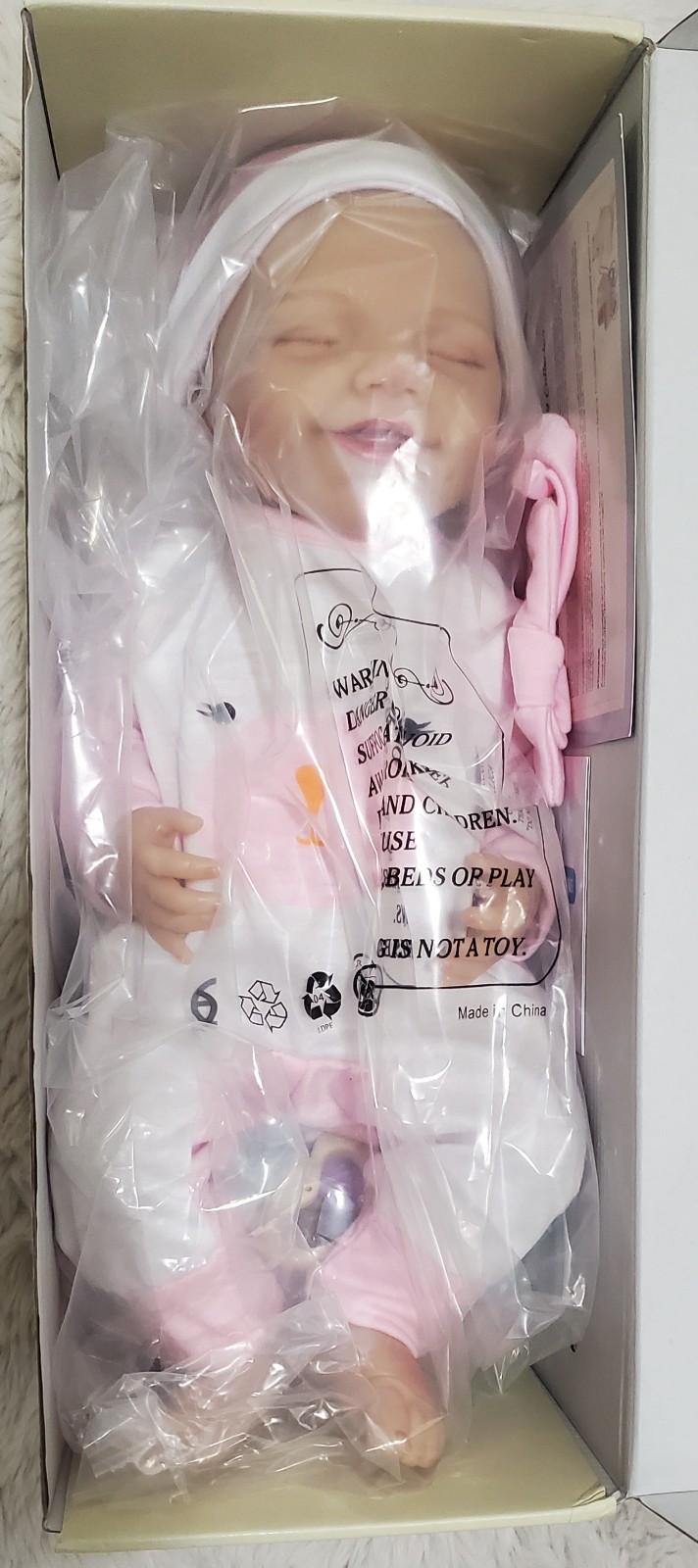 Reborn Baby Doll Silicone Baby Girl Adorable Realistic Newborn with Accessories