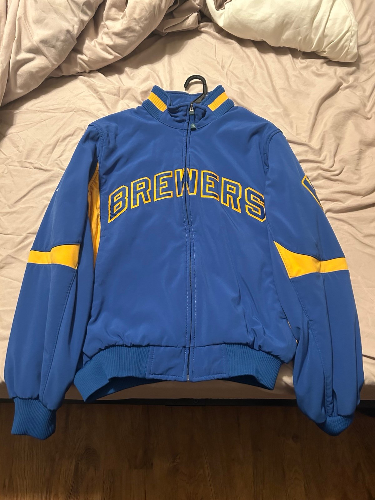 Cooperstown Collection Milwaukee Brewers Jacket Size M