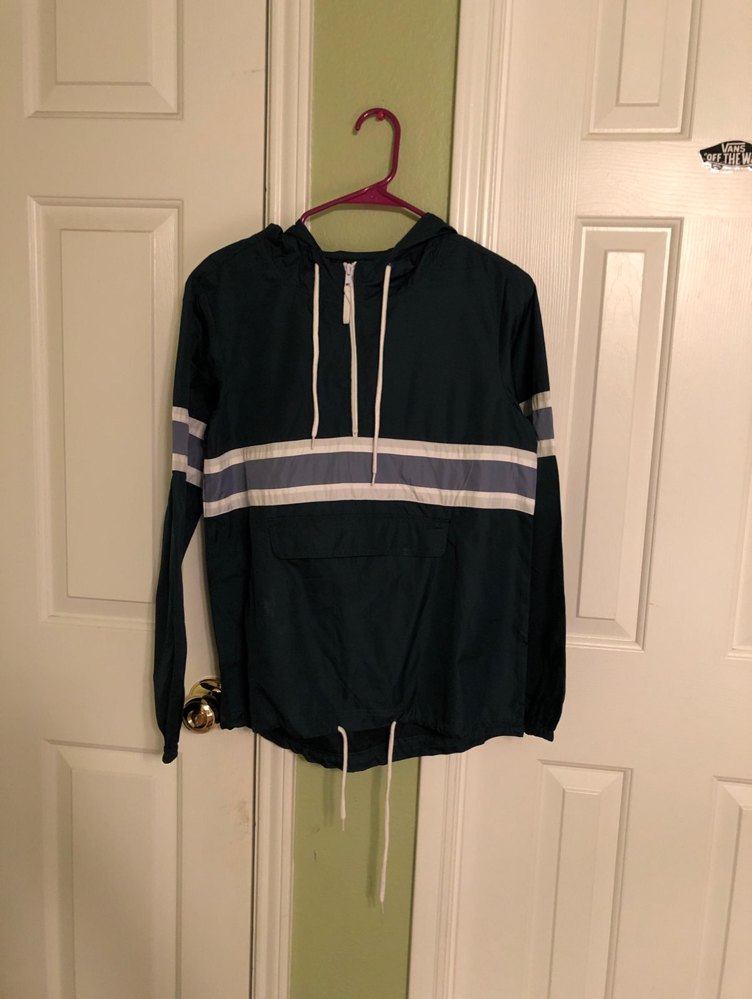 Wind breaker with a packet - Zine Clothing