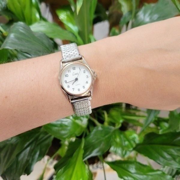 Vintage Limit Classic Quartz Watch