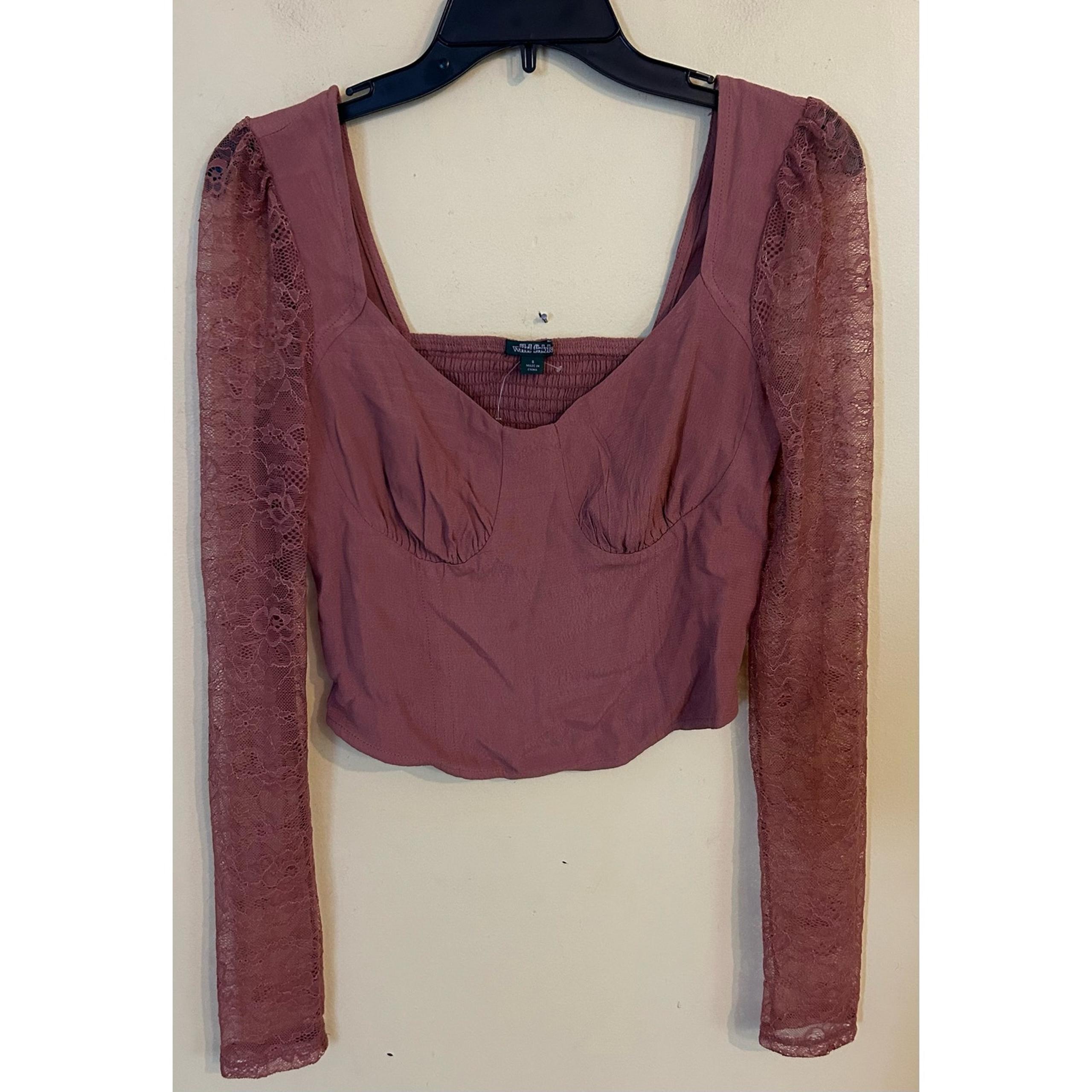 Women’s rust colored Wild Fable crop top size small