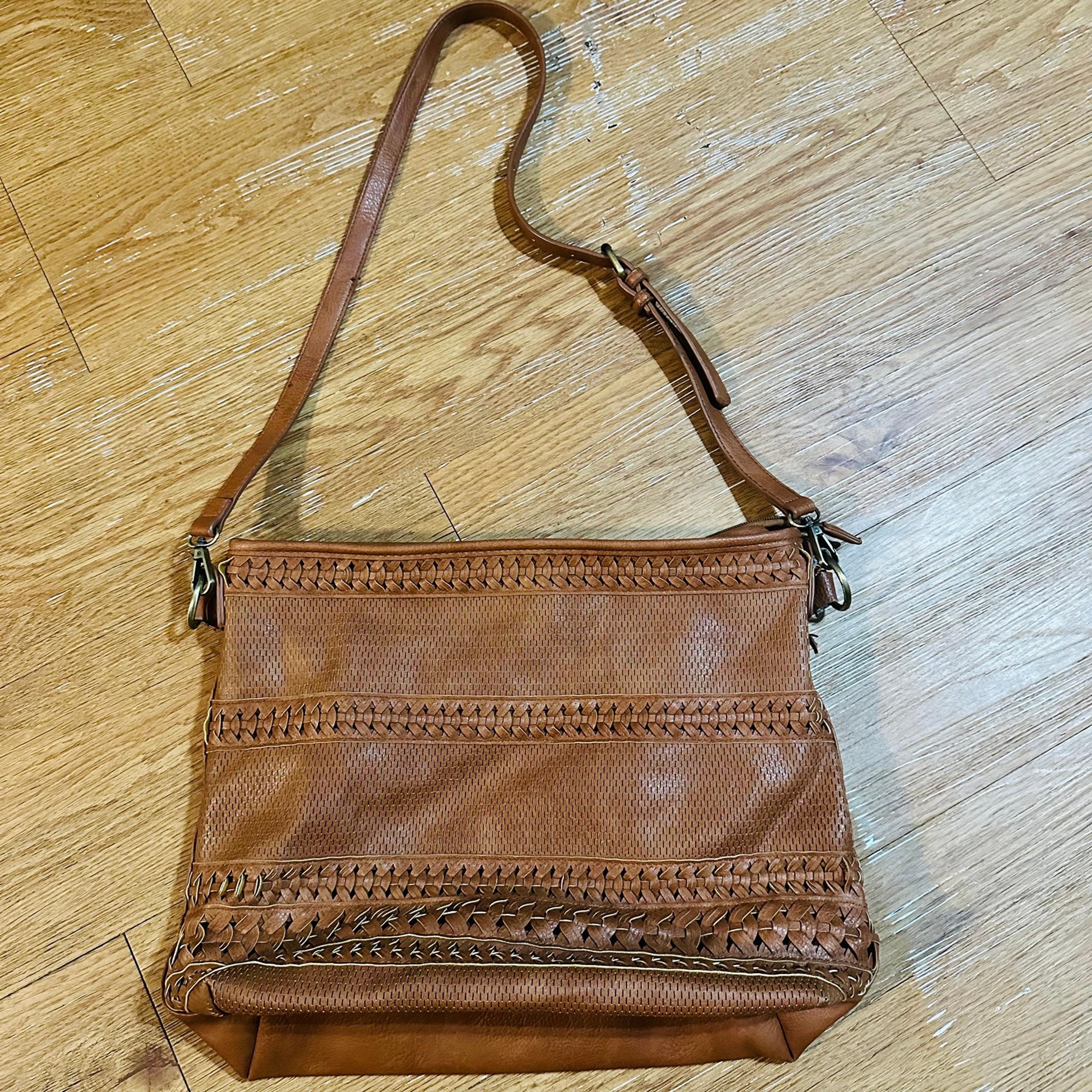 Boho style crossbody bag by Antik Kraft