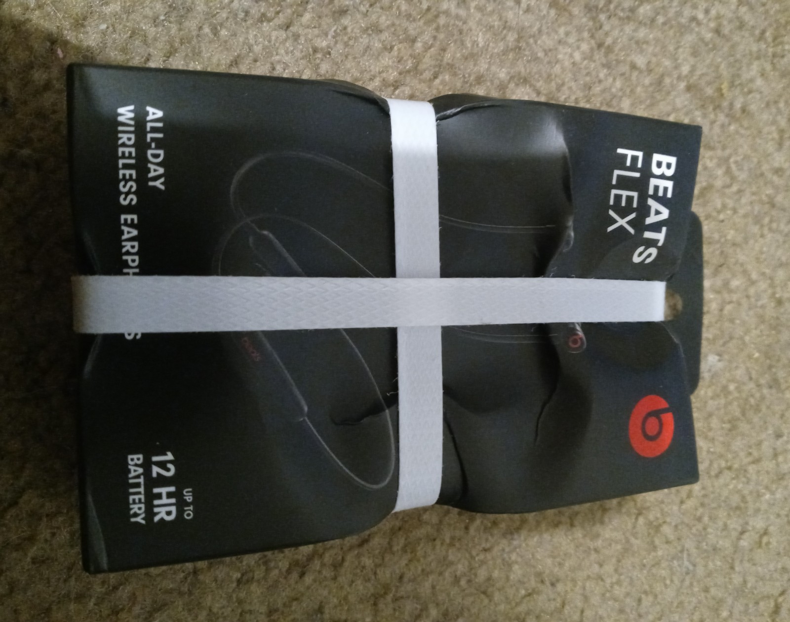 beats flex blutooth earbuds
