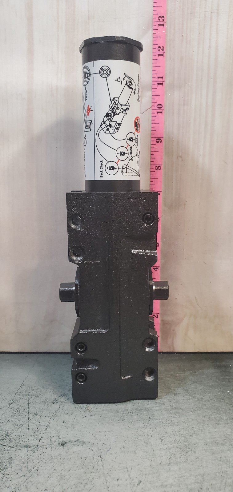 Commercial Door Closer. Dynasty DYN 4401