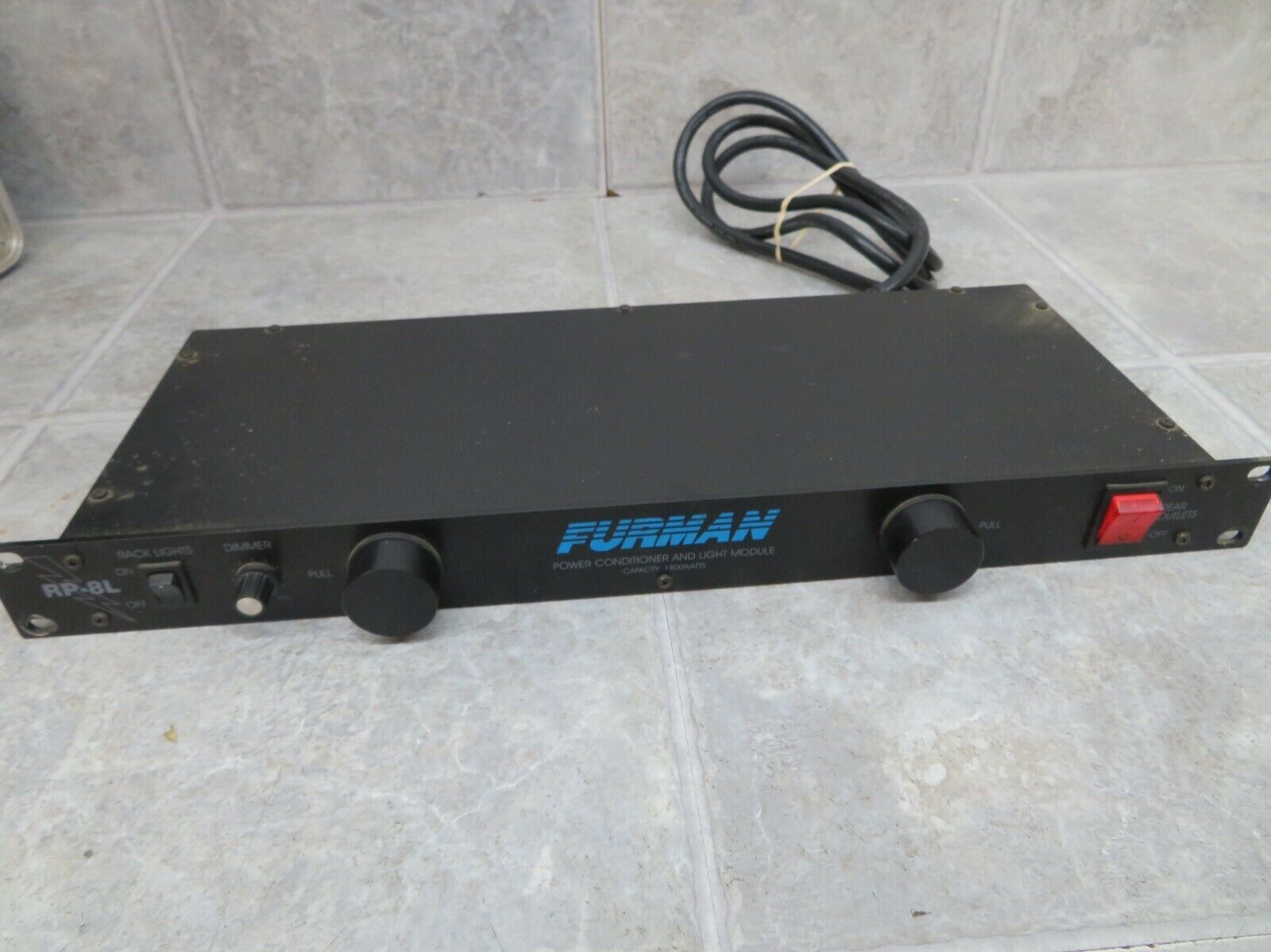 Furman power conditioner 1800w with 2 lights dimmer control