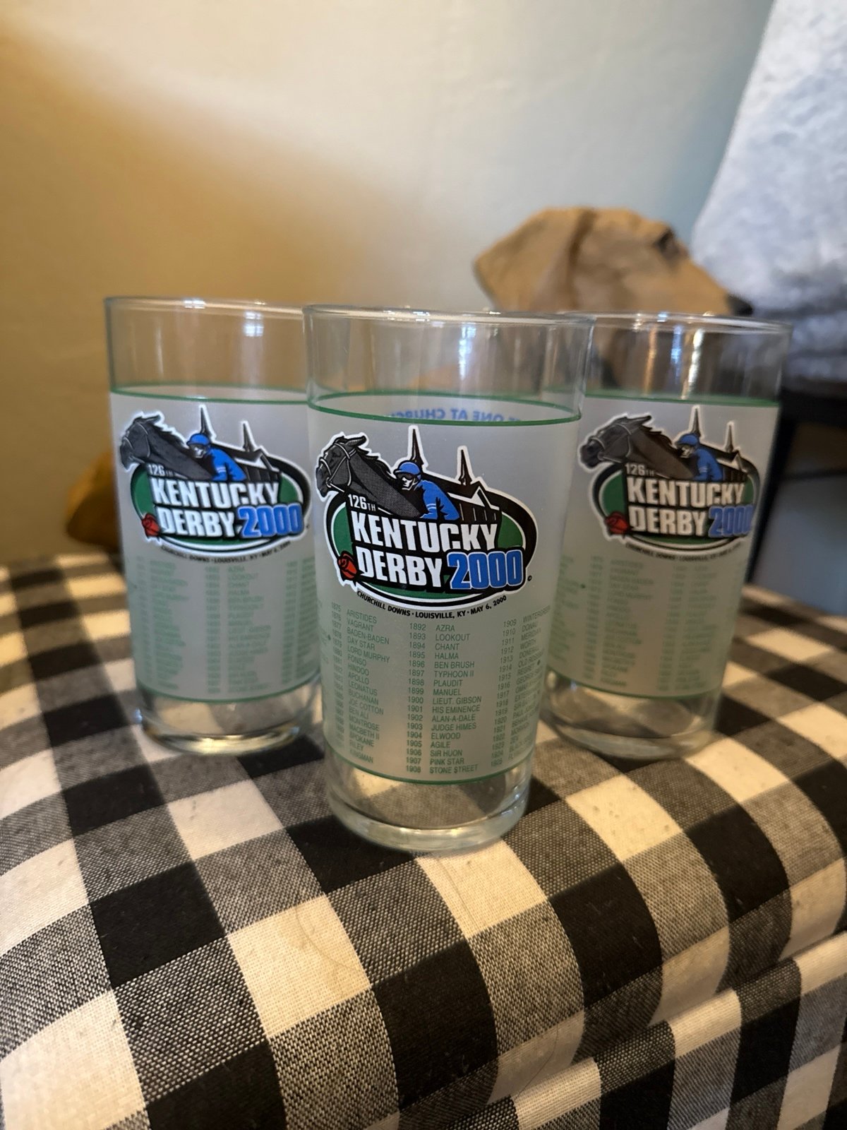 2000 KENTUCKY DERBY GLASS set 4 vintage
