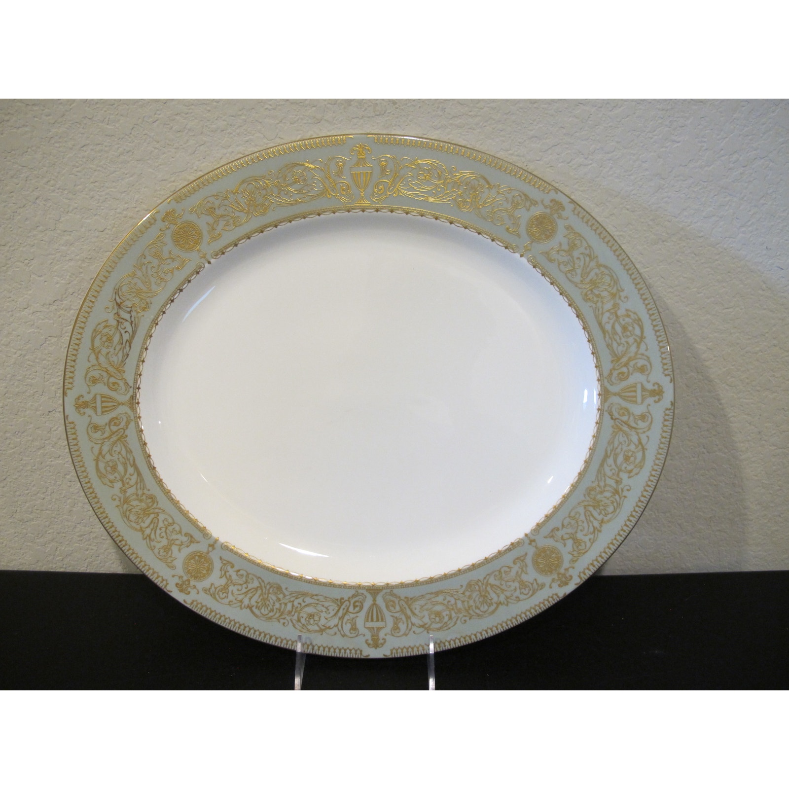 Royal Worcester Balmoral 17 Oval Serving Platter