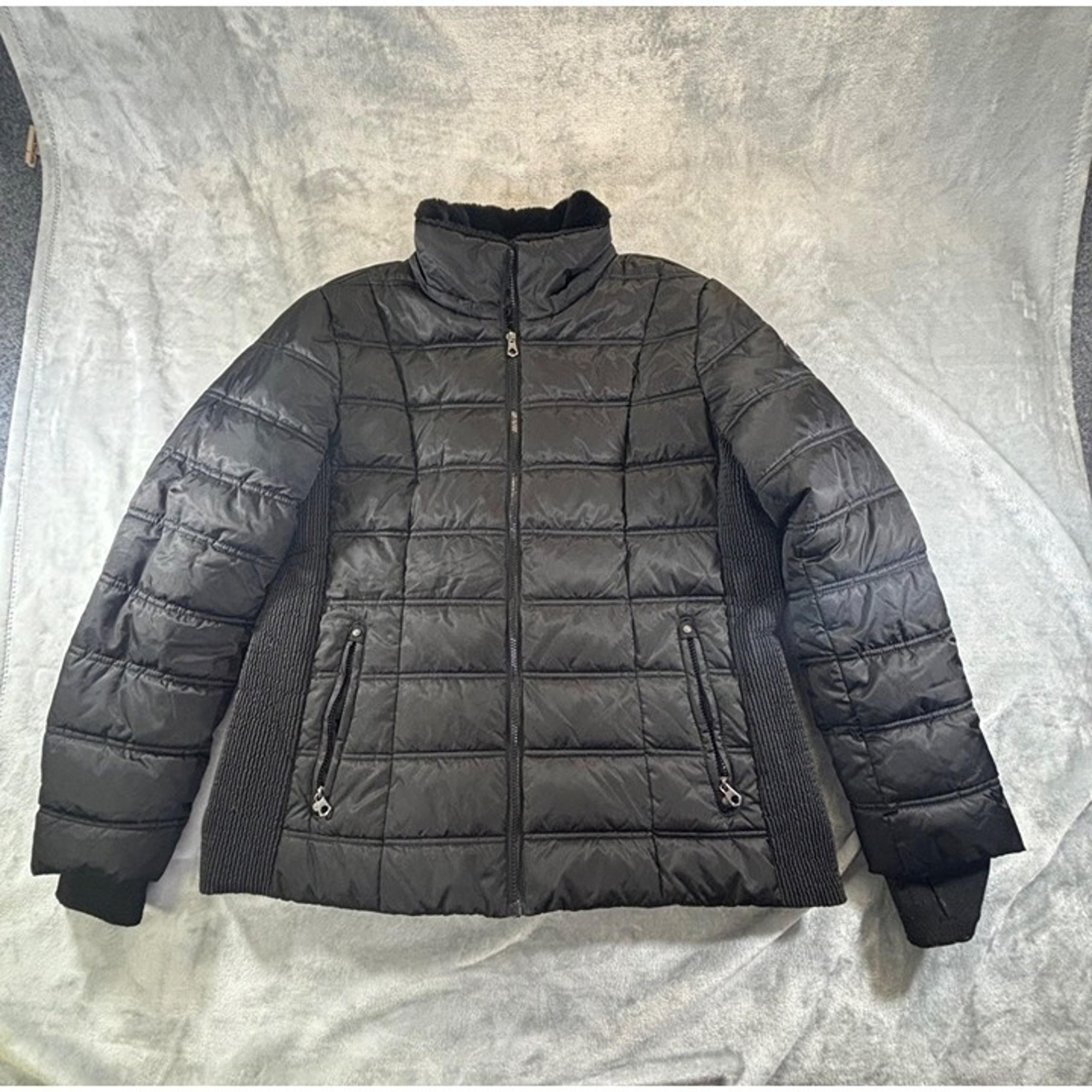 Nautica Jacket women's XL Black Water-Resistant Quilted w/ thumb holes