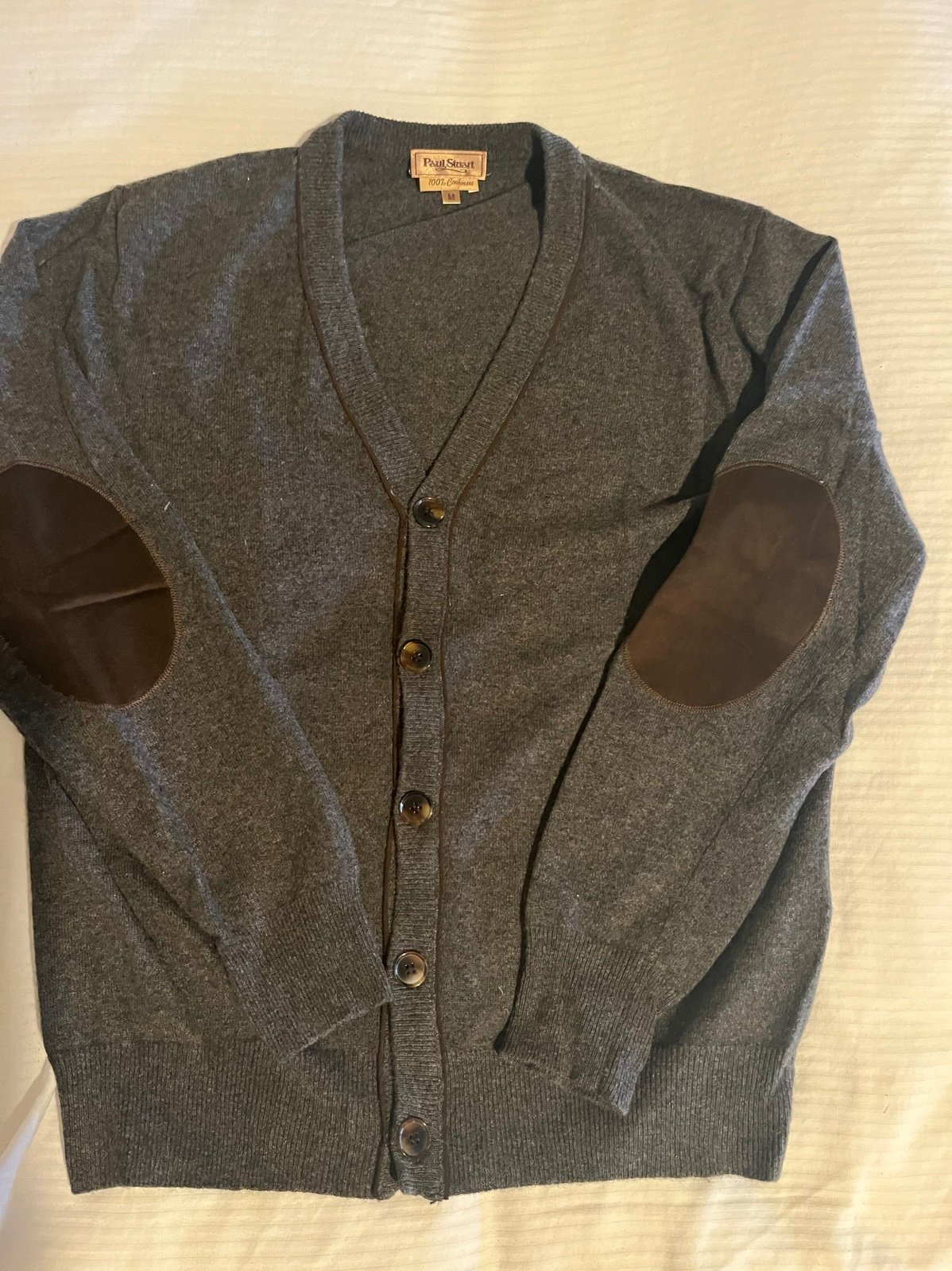 Cardigan 100% Cashmere sweater by Paul Stuart
