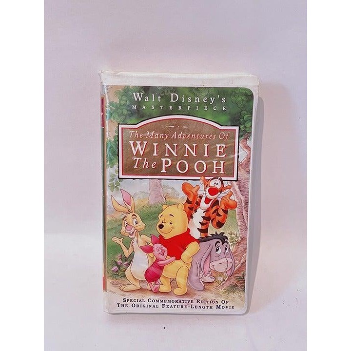 Disney's Masterpiece Collection: The Many Adventures of Winnie The Pooh, VHS