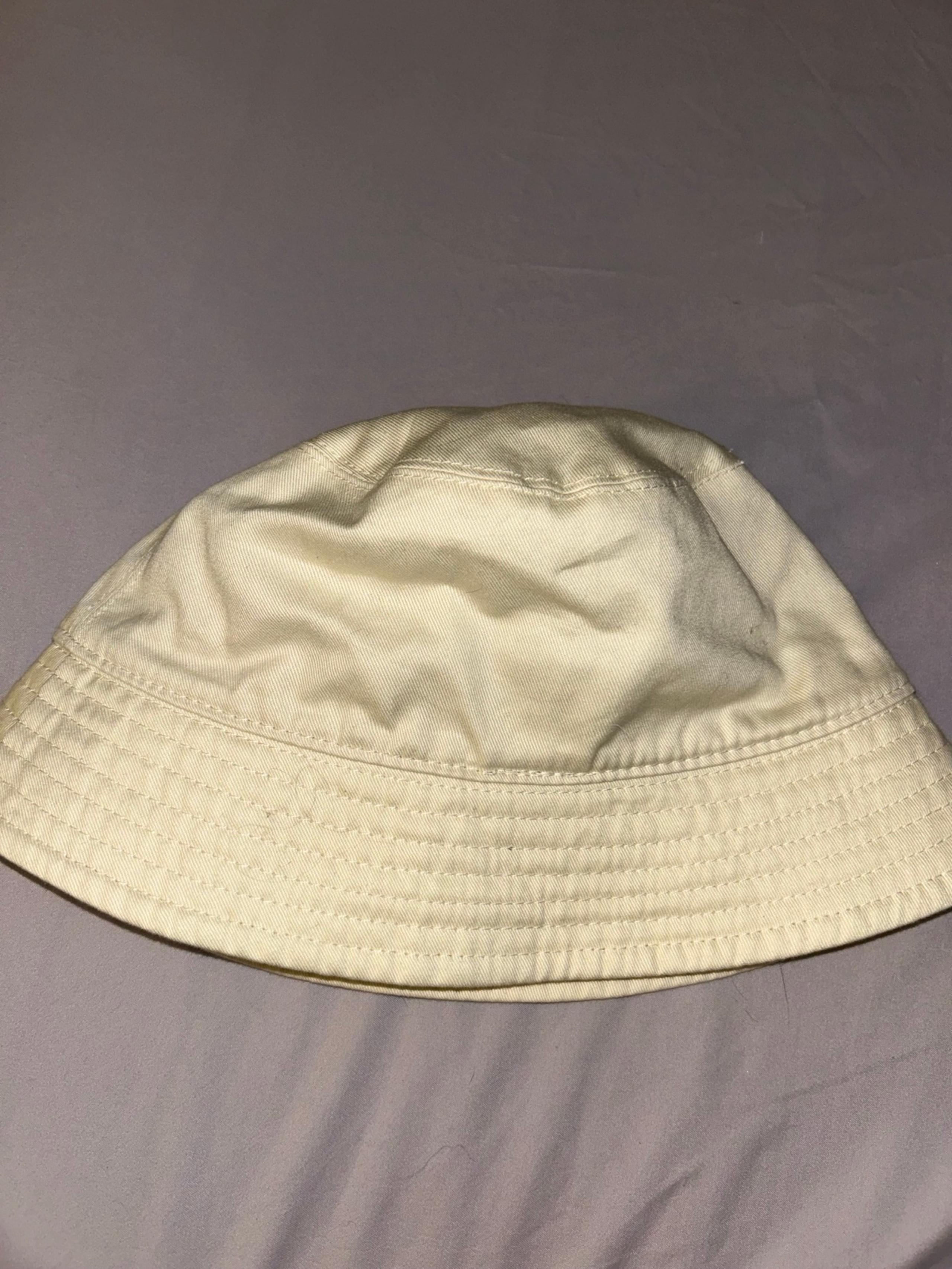 Aritzia Sunday Best Bucket Hat