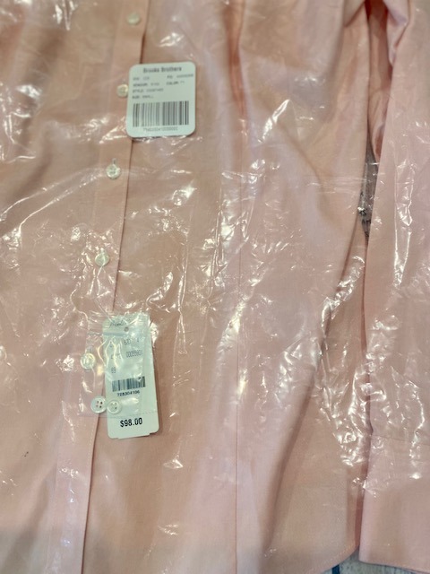 New with tags. Pink Brook Brothers Fitted Dress Shirt. US Size 04