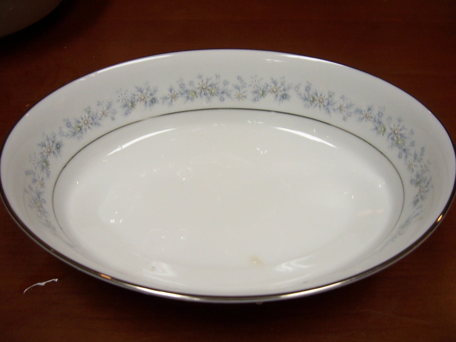 9 Round Vegetable Bowl - Marywood - by NORITAKE
