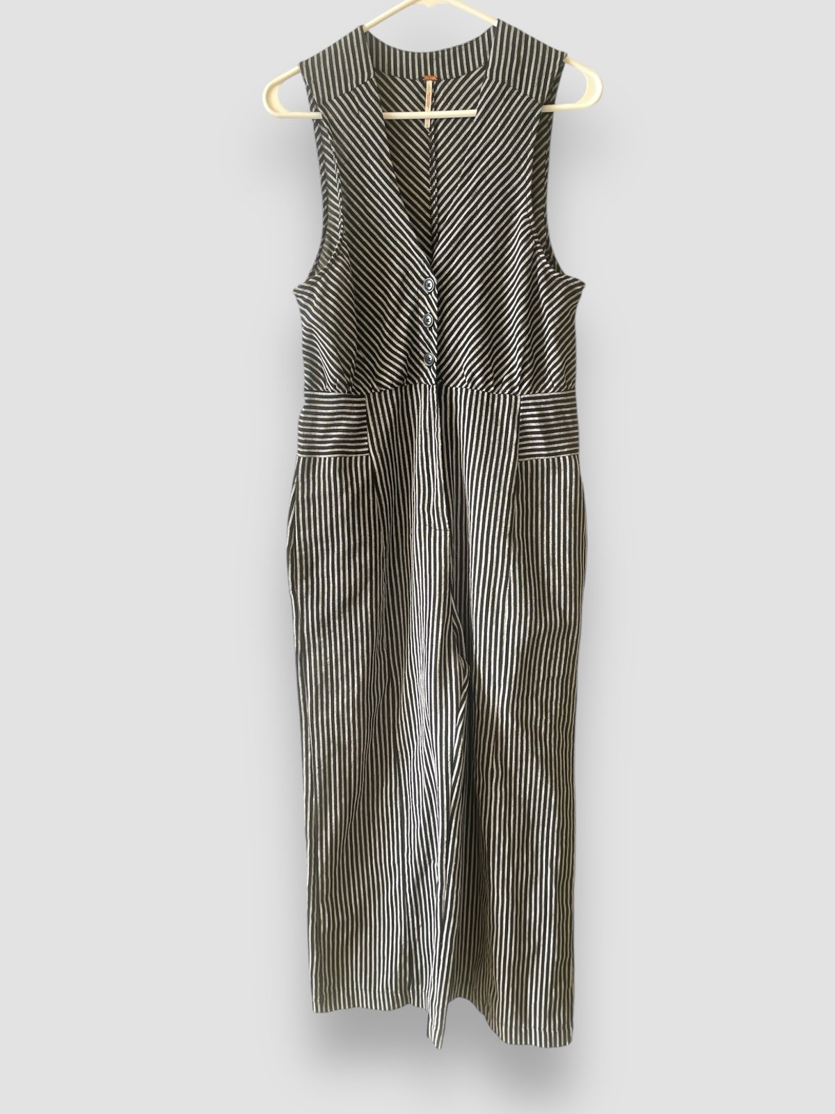 Free People Black White Striped Wide-Leg Sleeveless V-Neck Jumpsuit Romper Sz 6