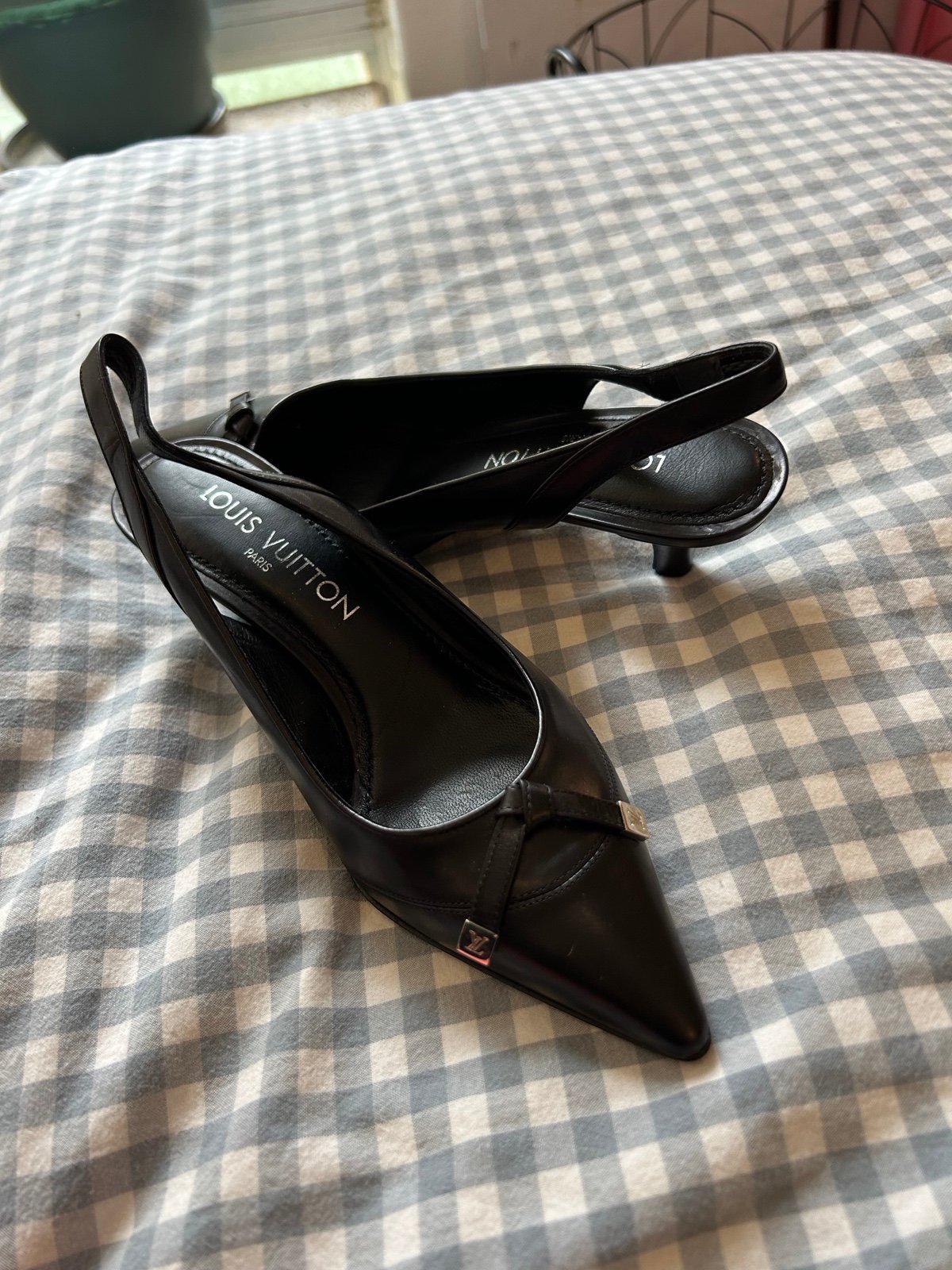 Vintage Louis Vuitton Slingback Kitten Leather Heels