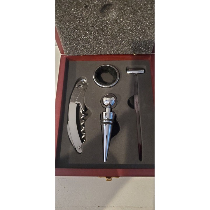 5-Piece Wine Set In Elegant Wooden Box With Corkscrew Stopper & Accessories
