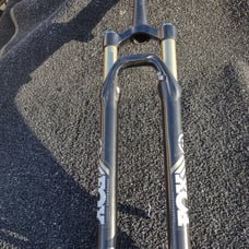FOX 32/29 Suspension fork.